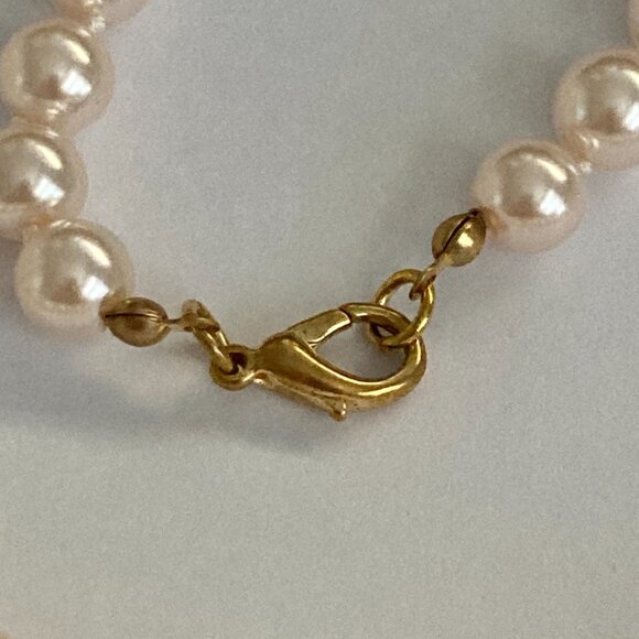 Vintage Cream Glass Pearl Necklace 30" 8mm Hand Knotted Opera Length Gold Tone - Picture 9 of 11